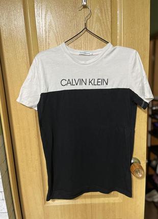 Футболка calvin klein