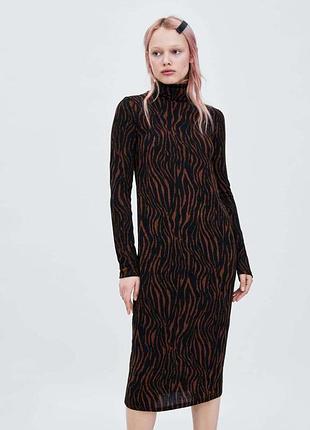 Платье платье зара zara в принт меди