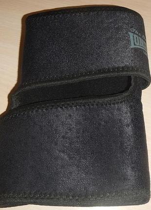 Неопреновый наколенник lonsdale