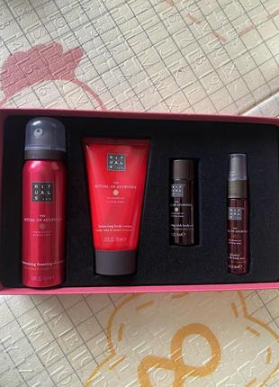 Подарунковий набор rituals the ritual of ayurveda gift set