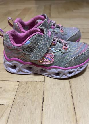Кросовочки skechers с огоньками
