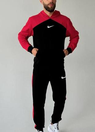Мужской спортивный костюм nike с вставками