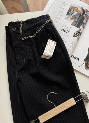 Uniqlo классические брюки