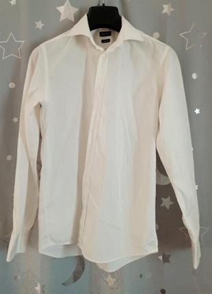 Классическая белая рубашка