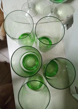 Вінтажні стакани з зеленого скла 7 шт.