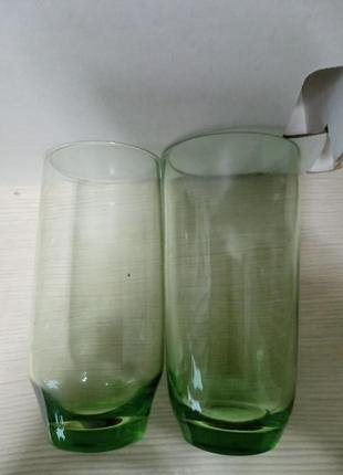 Вінтажні стакани з зеленого скла 7 шт.