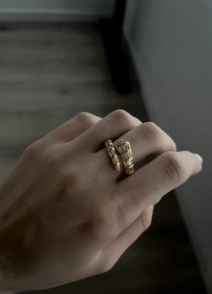 Каблучка в стилі bvlgari