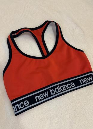 New balance топ