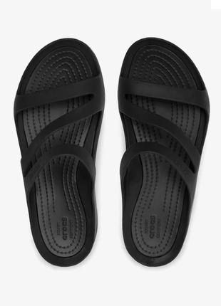 Женские шлепанцы сланцы crocs черные в отличном состоянии