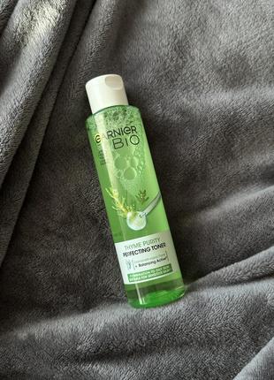 Тонік з екстрактом чебрецю для комбінованої і жирної шкіри garnier bio perfecting tonik purifying thume