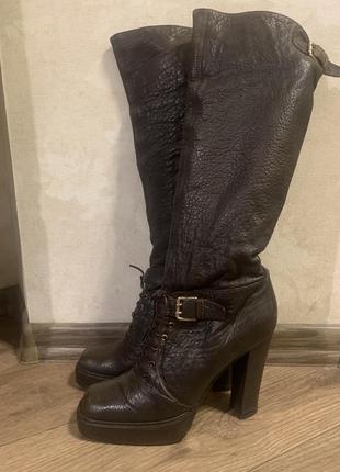 Чоботи італійські casadei