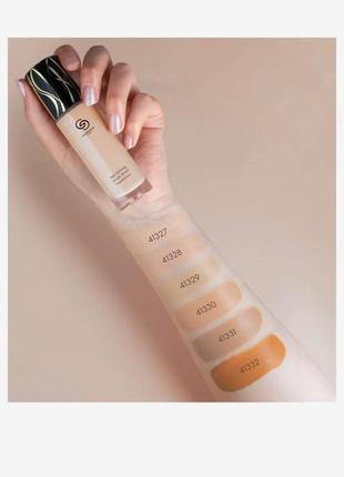 Тональная основа с пребиотической сывороткой giordani gold 41327 -ванильный, антивозрастной