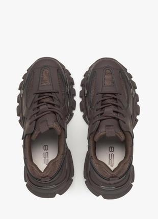 Кросівки шкіряні коричневі estro