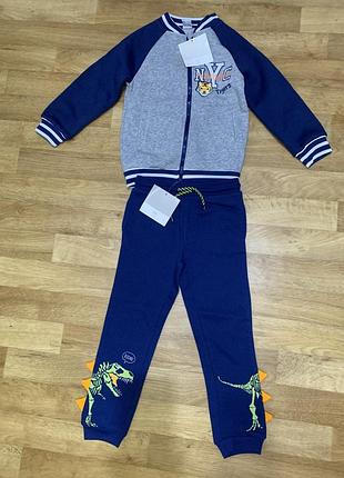 Теплій костюм  на флісі 4-5 років