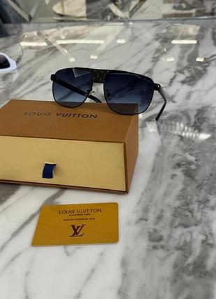 Сонцезахисні окуляри louis vuitton