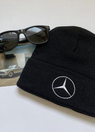 Шапка mercedes -benz унісекс чорного кольору жіноча чоловіча
