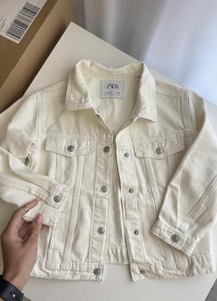 Джнсова куртка джинсовка зара zara 5-6(116)