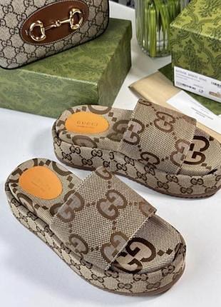 Тапочки шльопанці босоніжки жіночі бренд мода