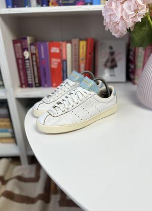 Adidas lacombe жіночі шкіряні кросівки кеди адідас лакомбе