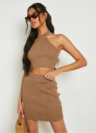 Новий костюм у рубчик