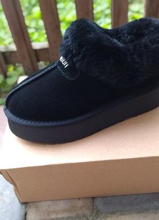 Угги женские короткие черные замшевые на высокой подошве с опушкой