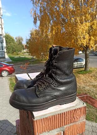 Міцні  шкіряні берці, черевики minerva