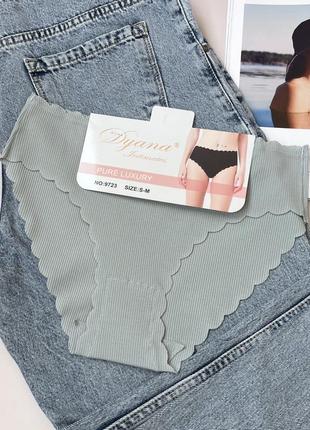 Бесшовные трусики слипы в милый рубчик на среднюю посадку с волнистыми краями🕊