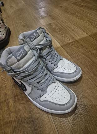 Кроссовки nike dior