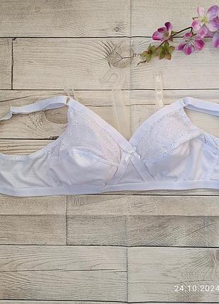 Гладкий бюстгальтер без поролона без косточек