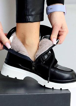 Черевики жіночі