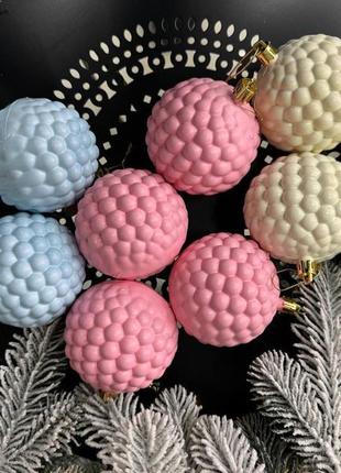 Кулі на ялинку «бабл гам»