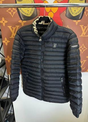 Куртка в стилі burberry