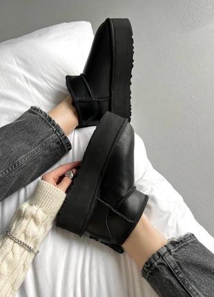 Ugg ultra mini black platform leather