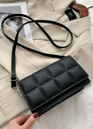 Невелика жіноча чорна сумка клатч-код 3-476