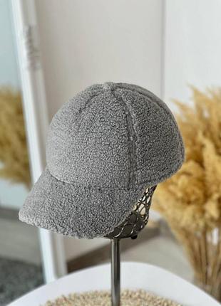 Женская меховая кепка с ушками teddy серая