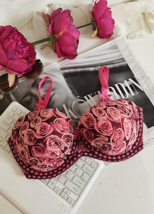 Брендовий бюстгальтер на тонкому поролоні розміру 75dd