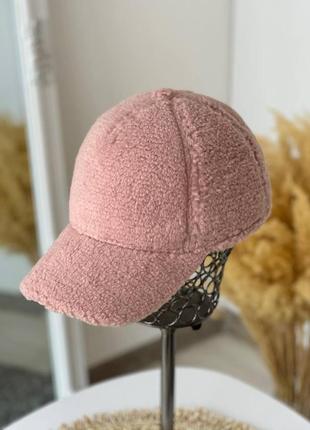 Жіноча хутряна кепка з вушками teddy рожева