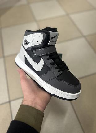 Черевики черевички кросівки кроси зимові