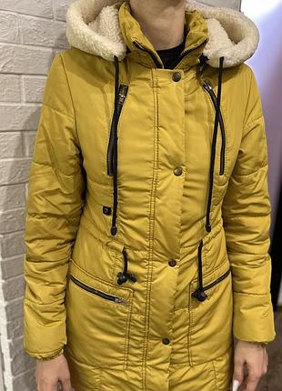 Зимняя женская куртка