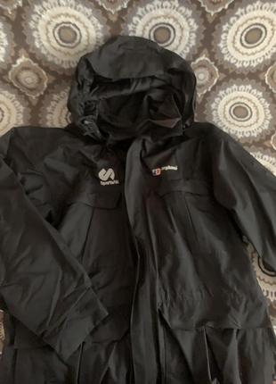 Чоловіча куртка berghaus