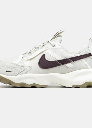 Кроссовки nike tc 7900