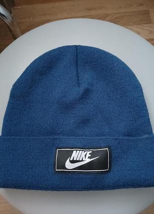 Тепла зимова шапка nike 7-11p.