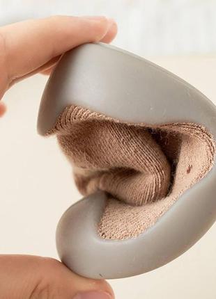 Тапочки-шкарпетки з силіконовою підошвою, дитячі капці для дому