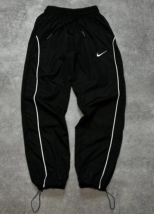 Спортивные штаны nike на утяжках