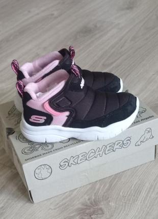 Кросівки теплі для дівчинки