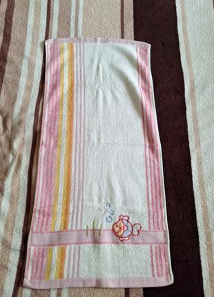 Гарненький котоновий рушничок