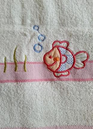 Гарненький котоновий рушничок2 фото