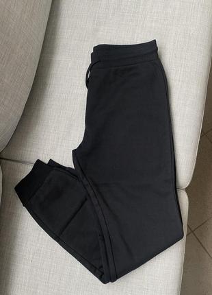 Спортивные штаны на флисе primark