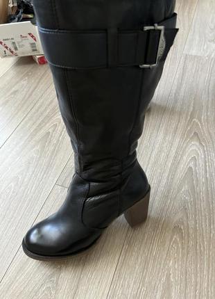 Сапожки женские 39-40