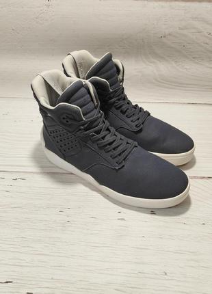 Черевики supra